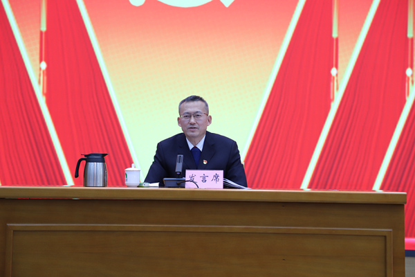 集團黨委書記、董事長劉家昌代表上一屆600副本.jpg